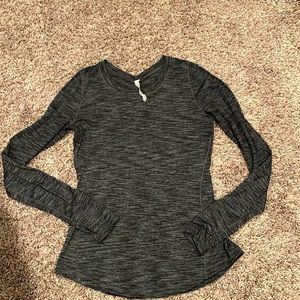 Lululemon long sleeve running top